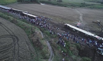 U željezničkoj nesreći u Turskoj stradale 24 osobe (FOTO)