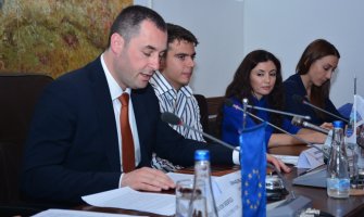 Poboljšati sistem upravljanja otpadom u opštinama Berane i Malesi e Madhe