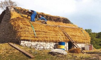 Inženjeri iz Nikšića čuvaju tradicionalno graditeljstvo od zaborava