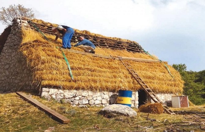 Inženjeri iz Nikšića čuvaju tradicionalno graditeljstvo od zaborava