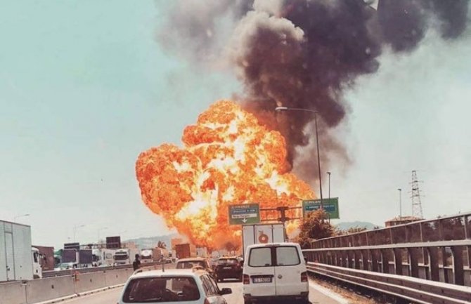 Užas u Bolonji: 10 vozila eksplodiralo, 60 povrijeđenih, dvije osobe stradale(FOTO)(VIDEO)