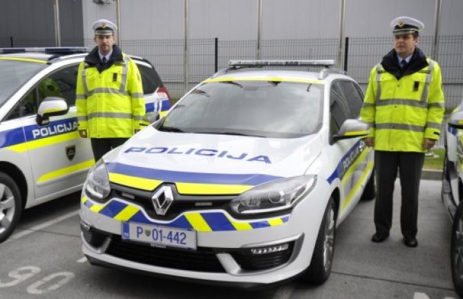 Skandal u Sloveniji: Alkoholisani policajci dali maloljetnici da vozi 