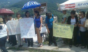 Održan novi protest majki, traže ono što im po Ustavu pripada