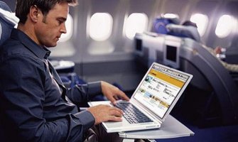 Evo kako pregrijan laptop može dovesti do avionske nesreće