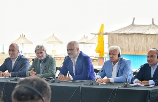 Han balkanskim liderima iznio svoje kritike i dao rokove za ispravke