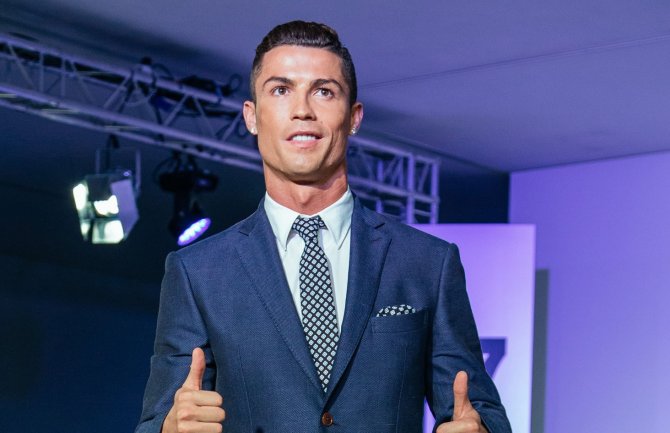 Ronaldo: Hvala što se moj gol izabrali za najbolji(VIDEO)