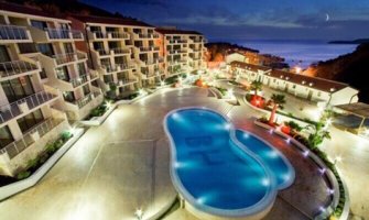 15 porodica u stanju socijalne potrebe ljetovalo u Bečićima i Pržnu