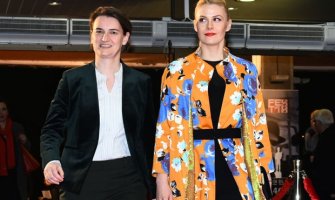 Brnabić: Pozitivno sam iznenađena, mnogi podržavaju moje seksualno opredjeljenje