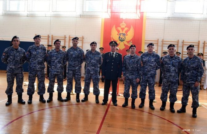 General Dakić vojnicima: Štitili ste slobodu i vrijednosti koje su štitili i vaši preci