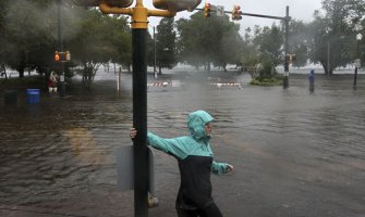 Uragan Florens samo što nije: Ovo je snažna oluja koja može da vas ubije(VIDEO)(FOTO)