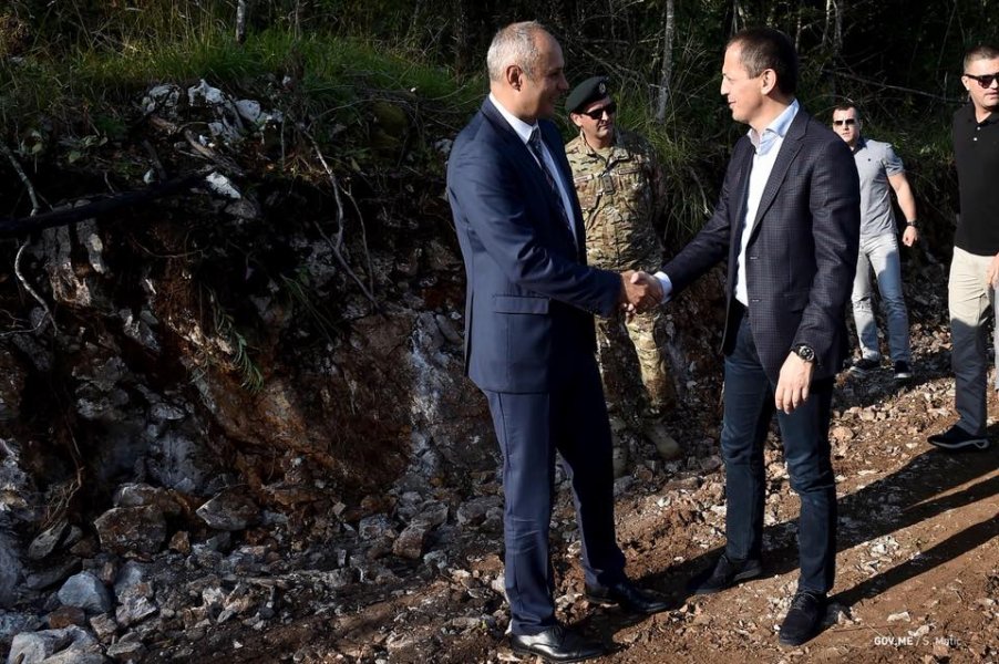 4170003022682684067406153103254424164761600n