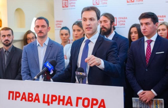 Milačić: Milo ponovo protiv Đukanovića