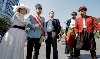 Sarajevom prošetao Gavrilo Princip, pitali ga zašto je ubio Franca Ferdinanda (FOTO)