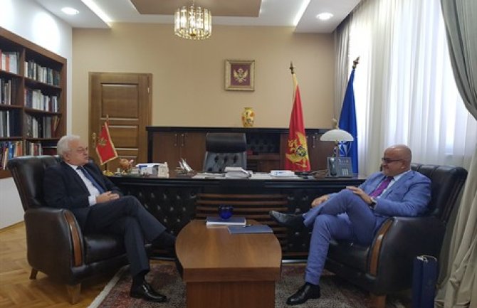 Članstvo Makedonije u NATO doprinijelo bi snažnijem i bezbjednijem regionu