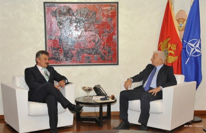 Formulisati okvirni međudržavni sporazum Crne Gore i Mađarske