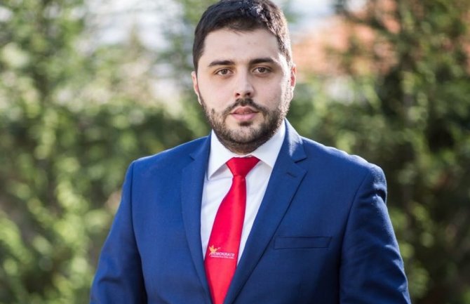 Demokrate pitaju: Ko će, pod kojim uslovima i za koliko novca izgraditi zaboravljenu petlju Smokovac?