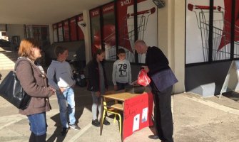 Žabljak: Osnovci organizovali prikupljanje novca za transplataciju Rose Knežević