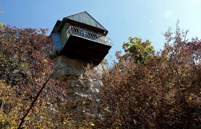 Napravio kuću koja visi, ostvario san iz djetinjstva