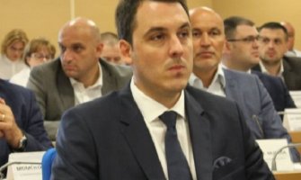 Nalog opštinskim službama da smanje broj radnika