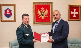 Zahvalnica Kašćelanu za podršku u organizovanju Dana Vojske Crne Gore