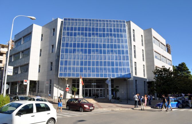 Tivat: Završava se konkurs za dodjelu studentske nagrade 