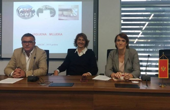 Održana radionica na temu unapređenja kvaliteta sirovog mlijeka  za farmere