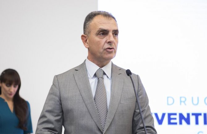 Hrapović:  Izostanak dojenja najveći eksperiment na ljudima u istoriji čovječanstva