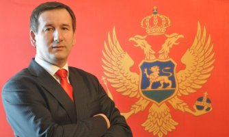 Izgraditi dodatnu saobraćajnu traku na lokalitetu Krstac-Mojkovac