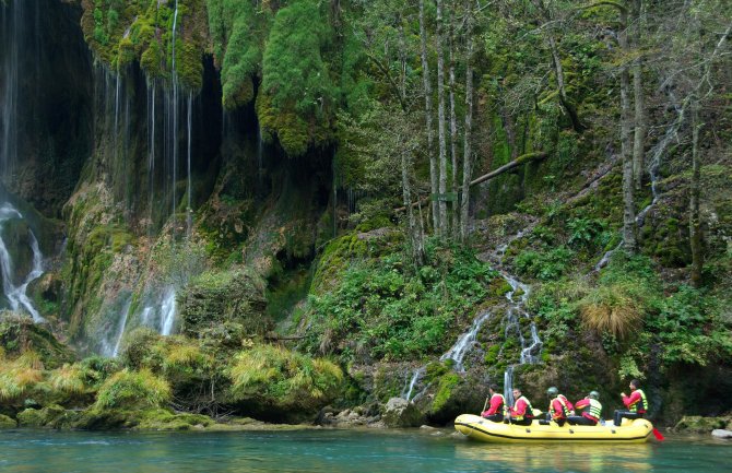 Nacionalni park Durmitor organizuje akciju čišćenja rijeke Tare
