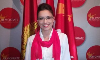 Petrović: Većina Cetinjana svoj posao pronalazi van rodnog grada i do njega putuje stopirajući na magistralama