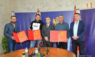 Uručene zahvalnice za hrabrost Zarubici, Božoviću i Radoviću