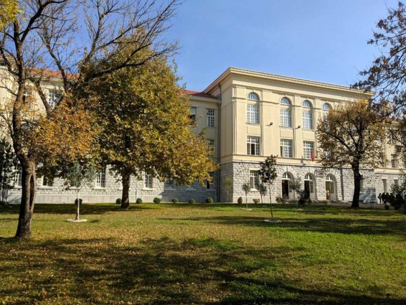 458902409669669235127539028956730133839872n