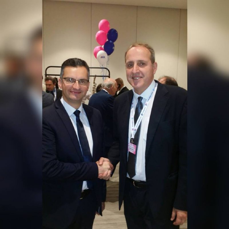 4568567819016518365487593063677369978978304n