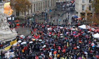 Organizovan protest protiv Trampa u Parizu: Gospodine Mržnjo napusti Evropu
