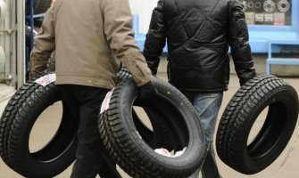 Od danas obavezna upotreba zimske opreme, kazne do 150 eura