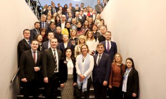Optimizacija javne uprave nije puko smanjivanje broja zaposlenih, već raspodjela zaposlenih 