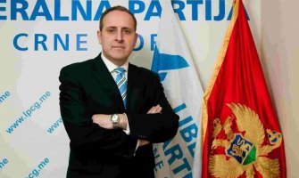  Popović: Budva svojom bogatom turističkom ponudom dokazala svoj imidž crnogorske metropole