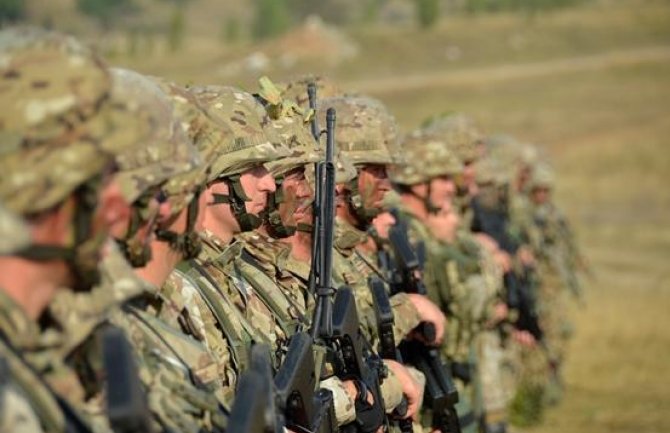 Sredinom januara javni poziv za dobrovoljno služenje vojnog roka