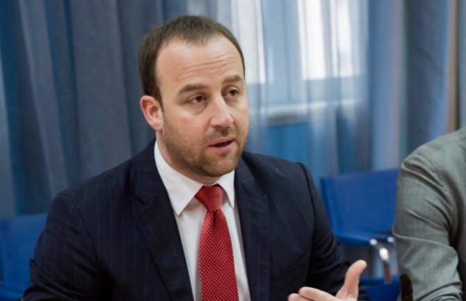 Rezolucija - zalog za budućnost