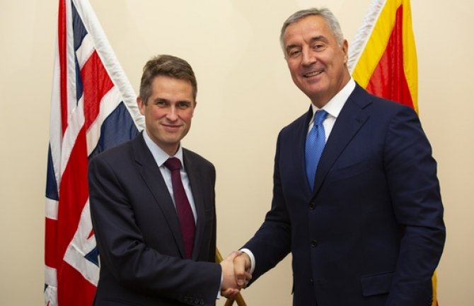 Đukanović: Čvrsto riješeni da izgradimo sistem odbrane u skladu sa NATO obavezama