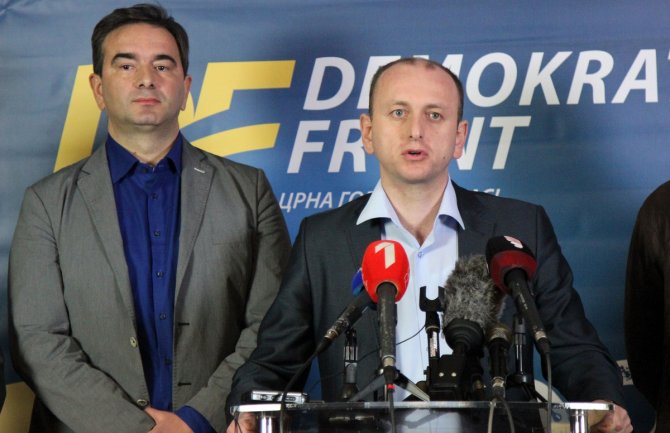 Ustavni sud Crne Gore: Poslanici Medojević i Knežević da se puste na slobodu 