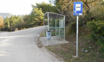 Tivat: Modernizovano 8 atobuskih stajališta