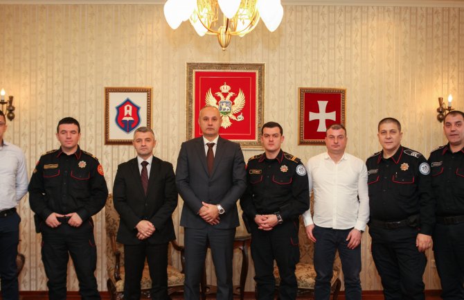 Prijestonica nagradila četiri policajca za ostvarene rezultate, profesionalan i predan rad 