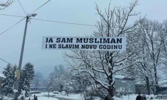 Fotografija izazvala brojne reakcije: Ja sam musliman i ne slavim Novu godinu