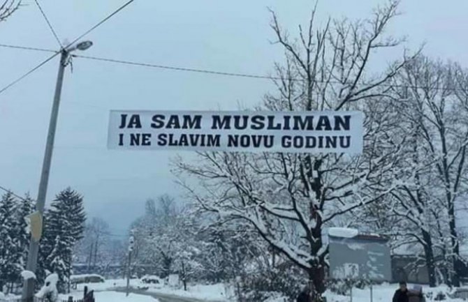 Fotografija izazvala brojne reakcije: Ja sam musliman i ne slavim Novu godinu