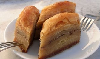 Tuzla: Baklava od 800 kilograma za Ginisa