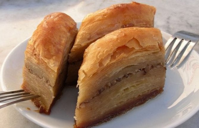 Tuzla: Baklava od 800 kilograma za Ginisa