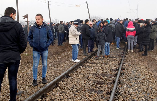 Niš: Protest ogorčenih mještana posle željezničke nesreće