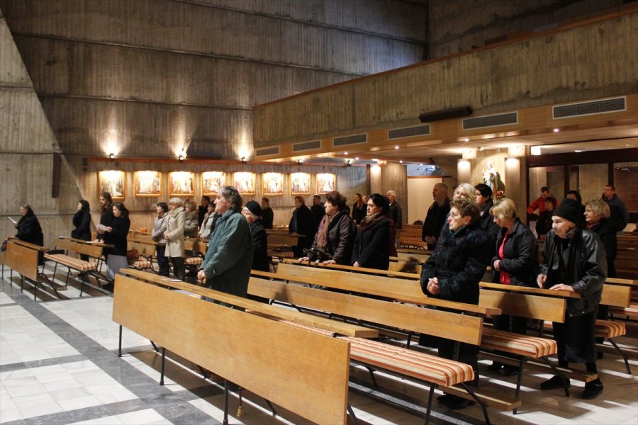 2018122523410802840189384Web