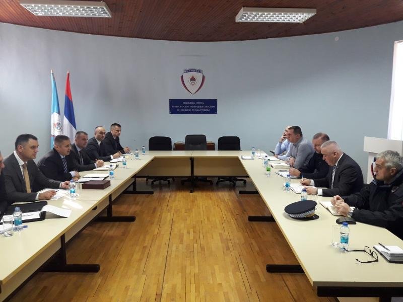 IMG1be1195e794bcd32b24d85cdd112ef97V